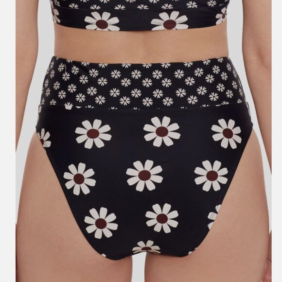 Salt + Cove Daisy Print Cropped High-Waist Bikini Bottoms - Size: Medium - NWT - Picture 9 of 10